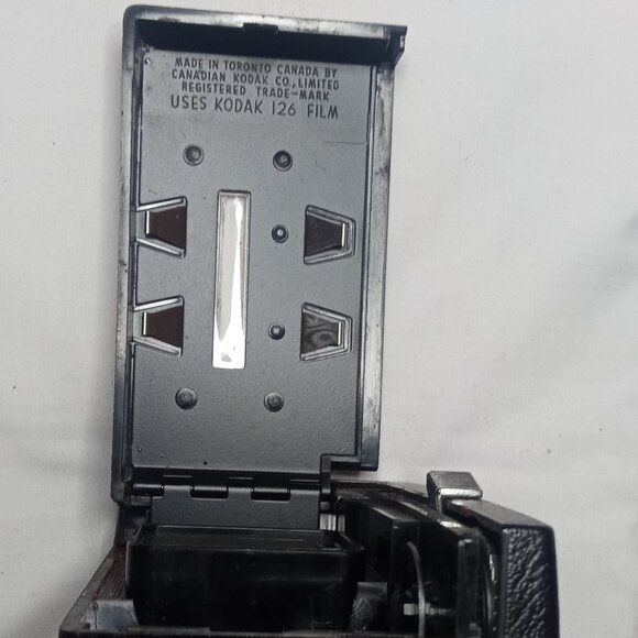 Kodak Instamatic X-35 Camera W/ Neck Strap & Hard Case Canada Made Untested Vntg - Picture 5 of 9